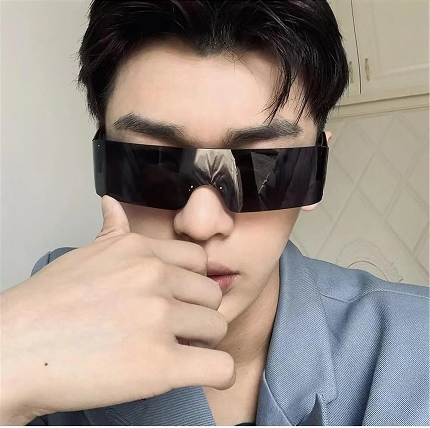 Fashion One Piece UV400 Sunglasses Men And Women Outdoor Sports Vacation Party Sunglasses