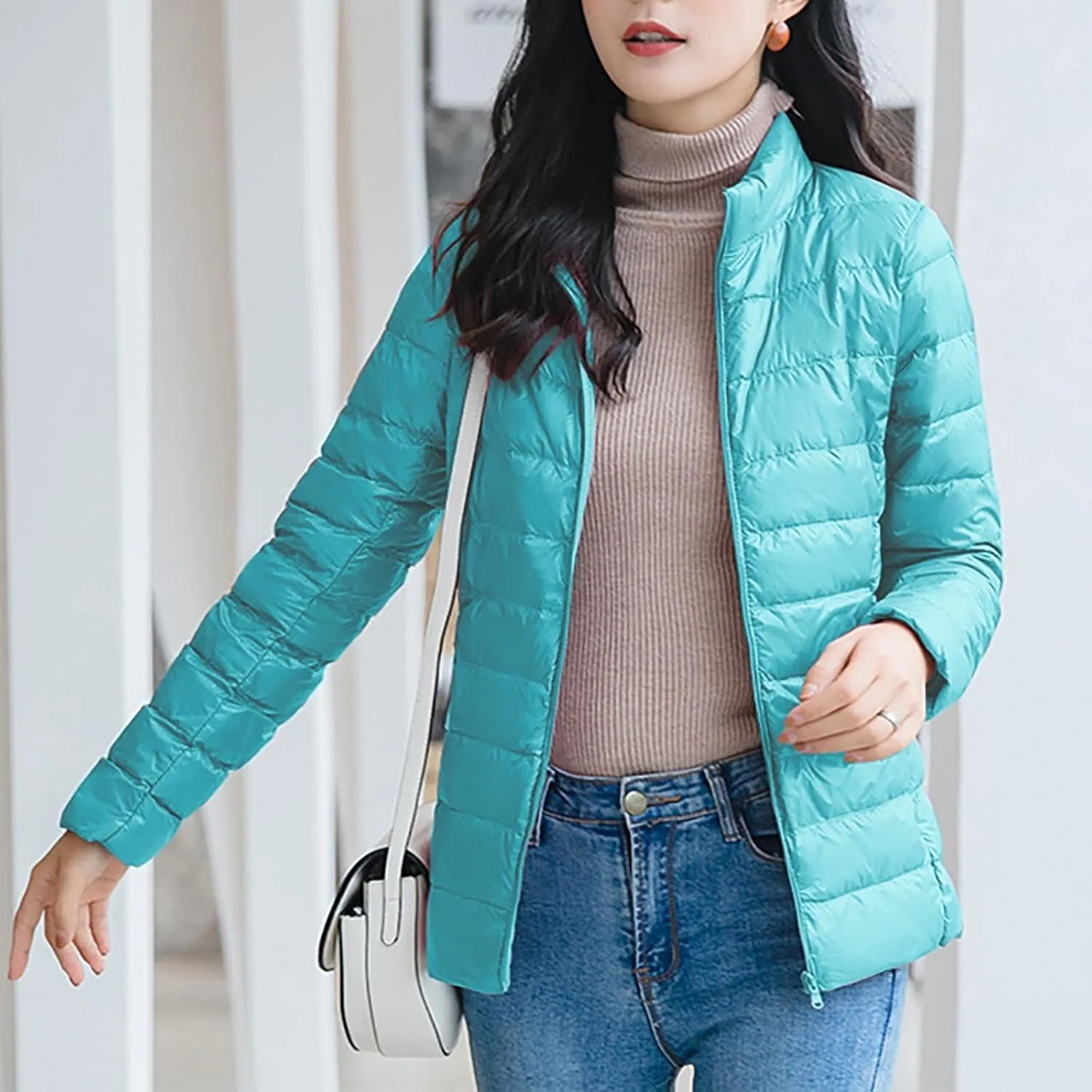 lcziwo Women's Short down Jacket Lightweight Puffer Jacket Long Sleeve Stand Collar Zip up Slim Warm Quilted Winter Coat