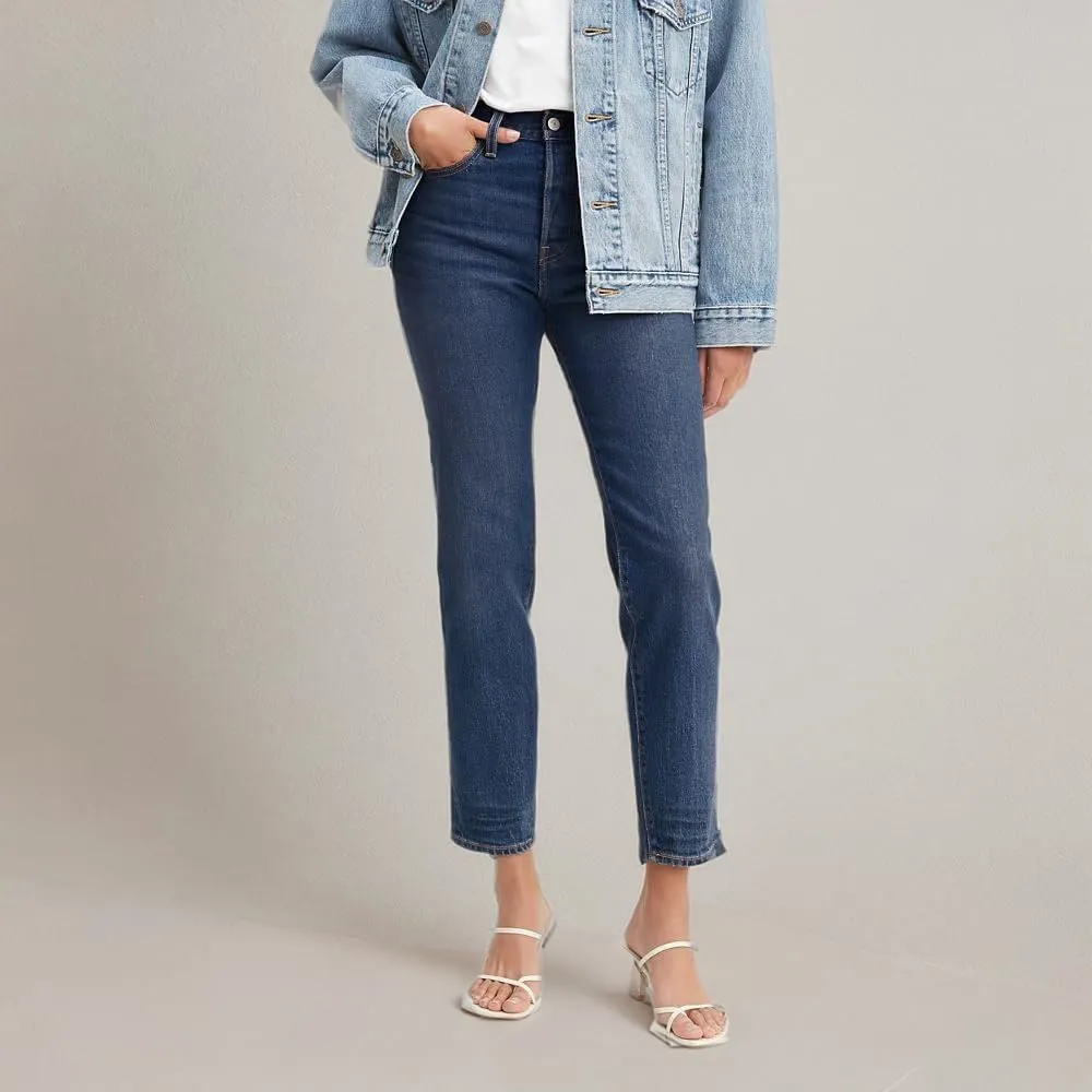 Levi's Women's Premium Wedgie Icon Fit Jeans