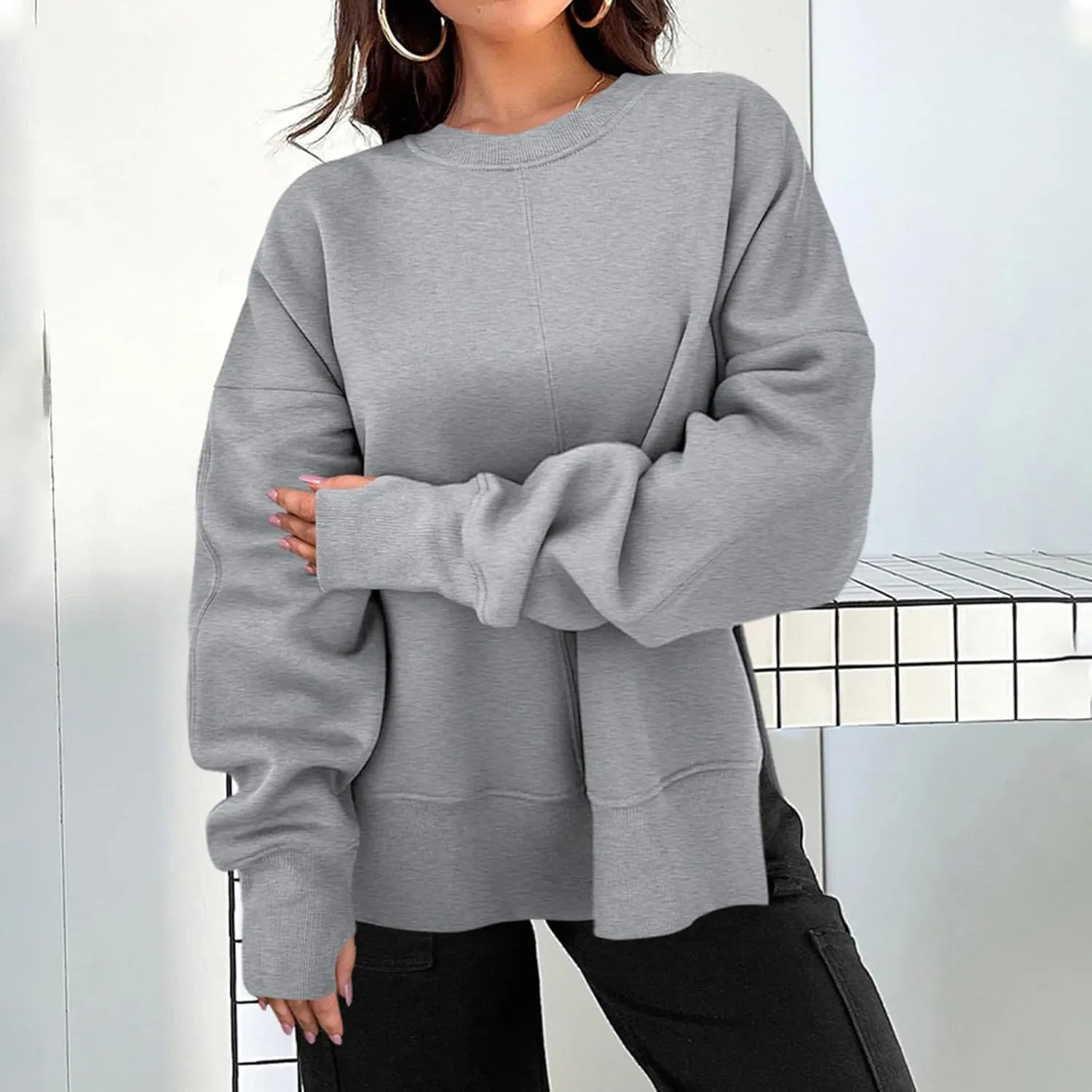 Oversized Sweatshirts for Women Loose Fit Long Sleeve Crew Neck Sweatshirts Casual Split Hem Thumb Hole Pullover