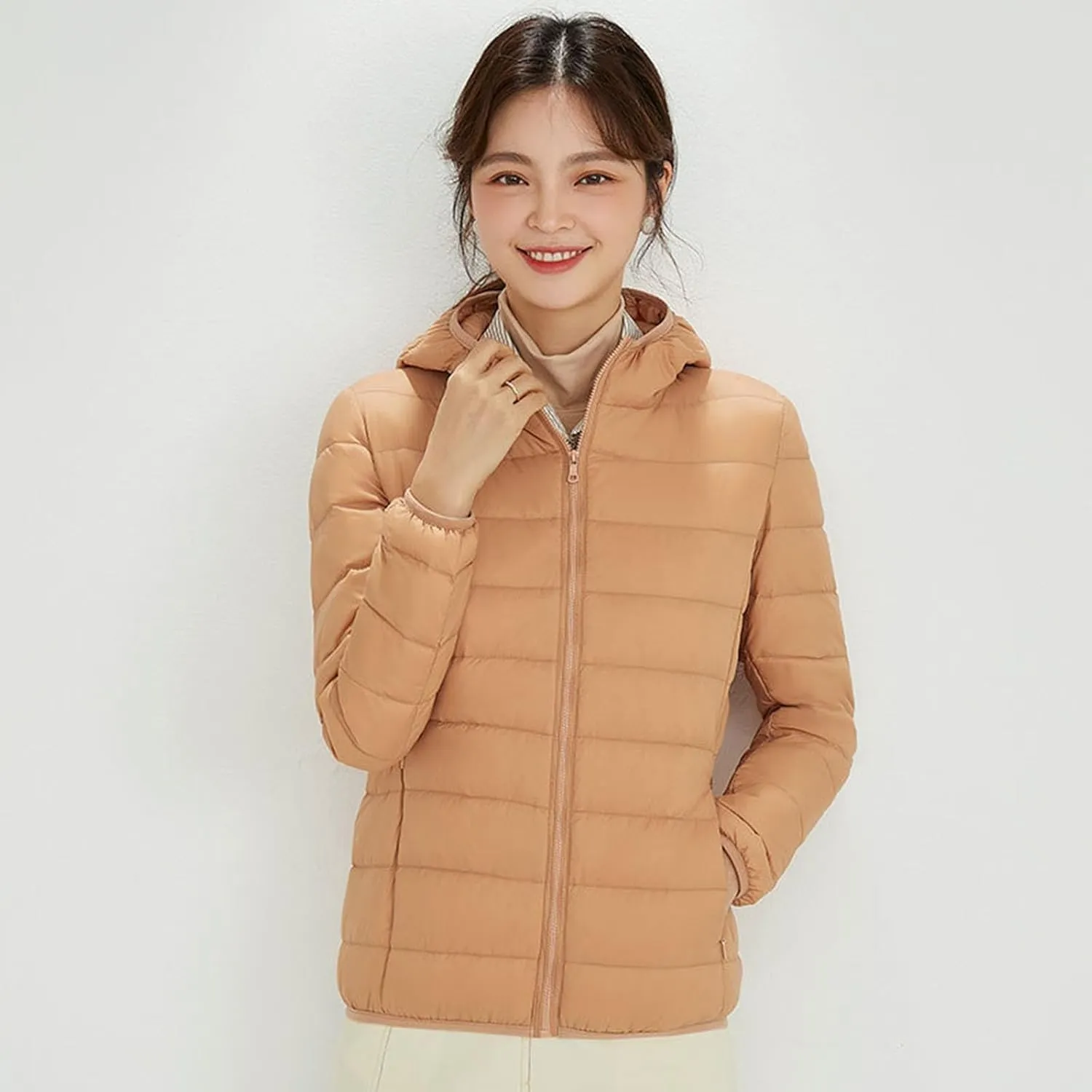 Packable Jackets for Women Lightweight Slim Fit Puffer Jacket Casual Hooded Warm Winter Quilted Down Jacket with Hood