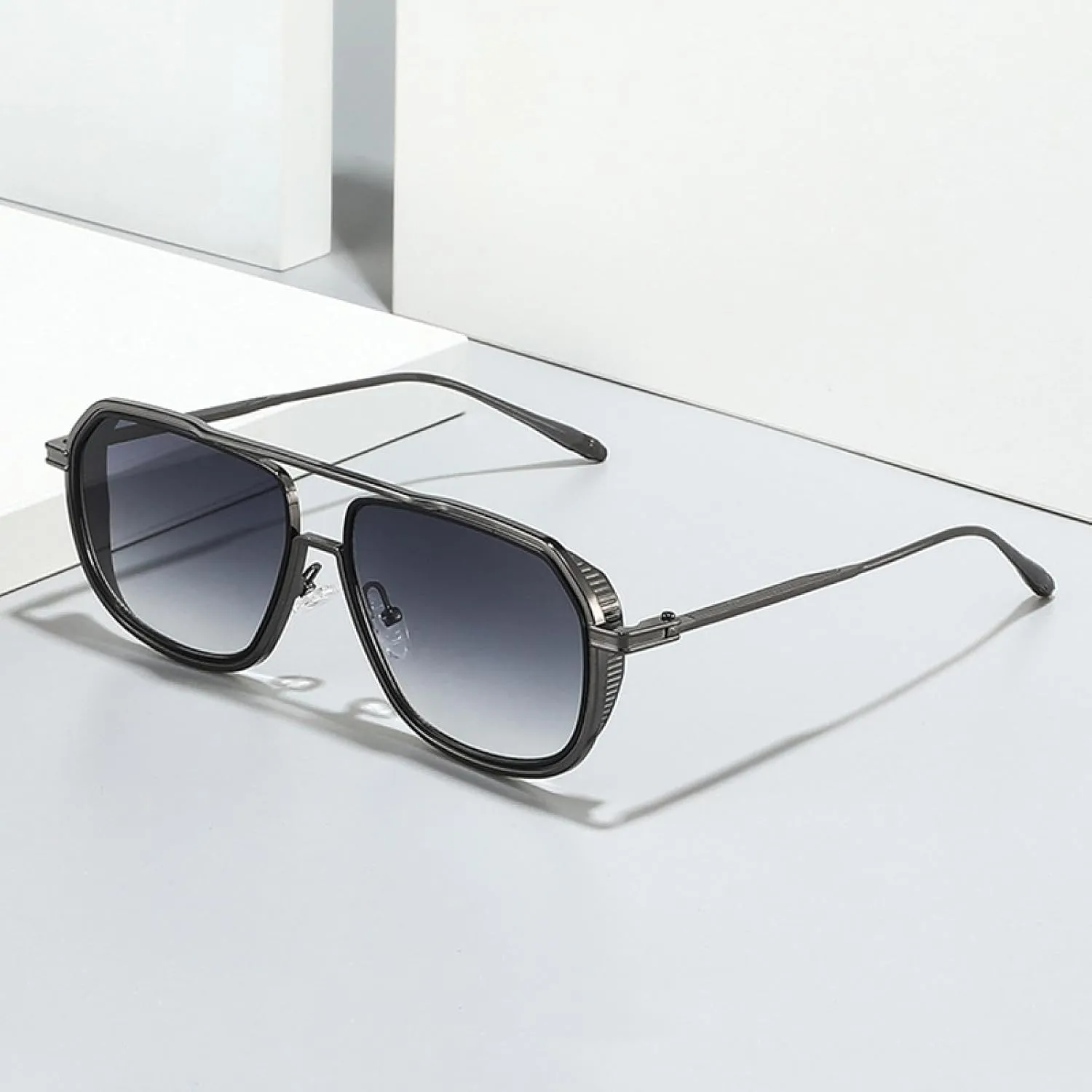 Retro Metal Men Sunglasses Fashion Gradient Uv400 Women Punk