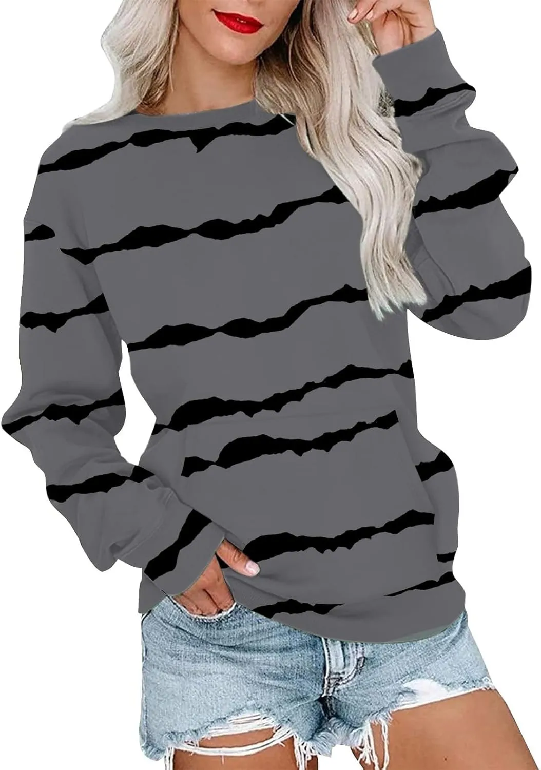 Striped Sweatshirts Women Crewneck Long Sleeve Hoodies Sweatshirt with Kangaroo Pocket Solid Color Pullover Tops