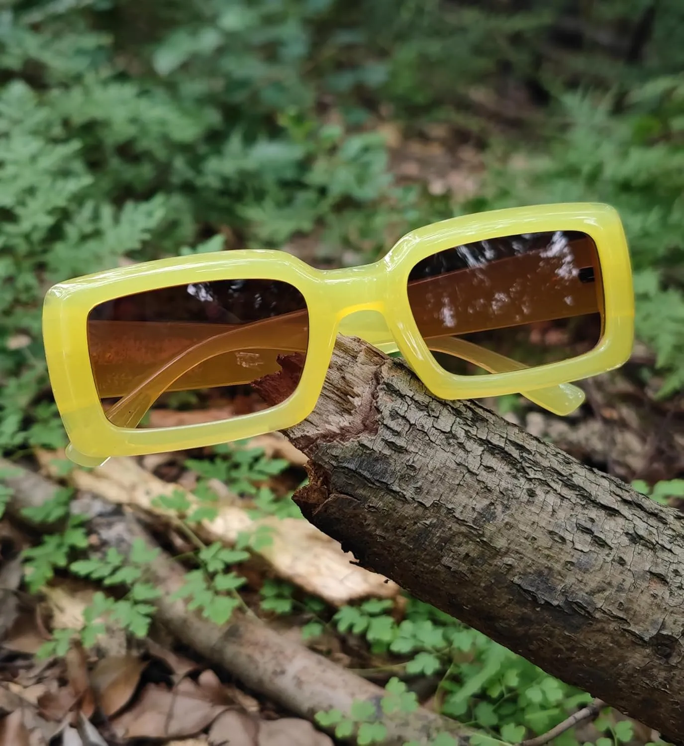 Trendy Rectangle Sunglasses for Women Men Retro 90s Glasses Shades Fashion Cute 2025 Sunglasses