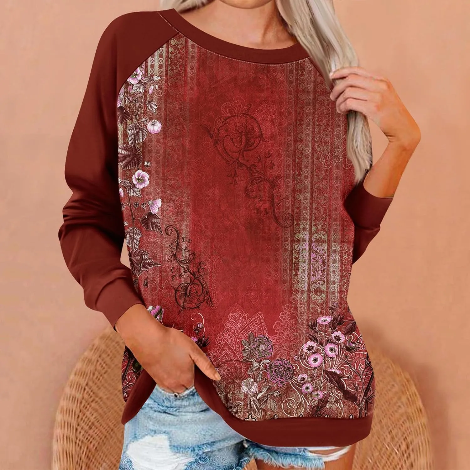 Tunic Sweatshirts for Women Long Sleeve Floral Print Loose Fit Shirts Crewneck Graphic Trendy Sweater Clothing