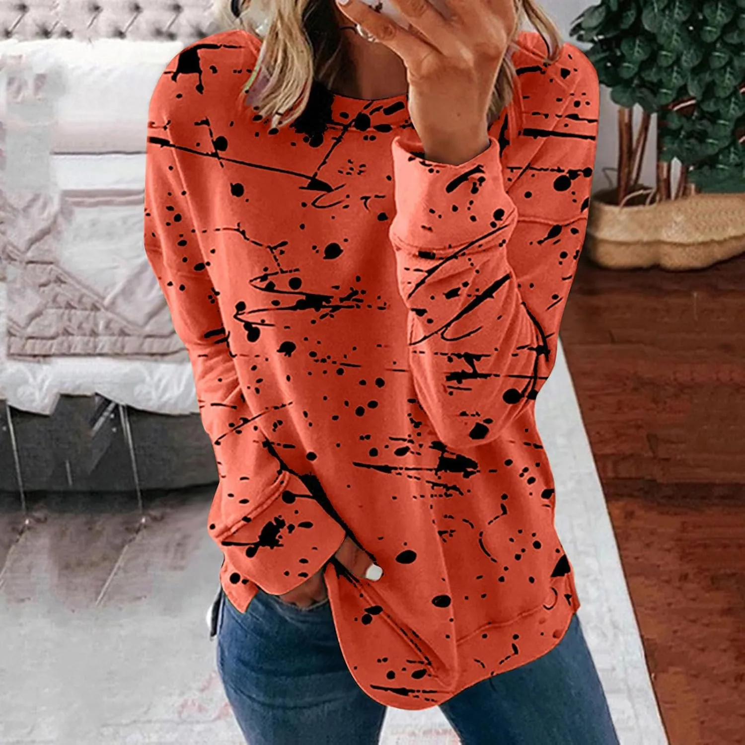 Women's Casual Long Sleeve Sweatshirt Crewneck Casual Loose Fit Graphic Printed Vintage Pullover Tops Fashion Fall 2024